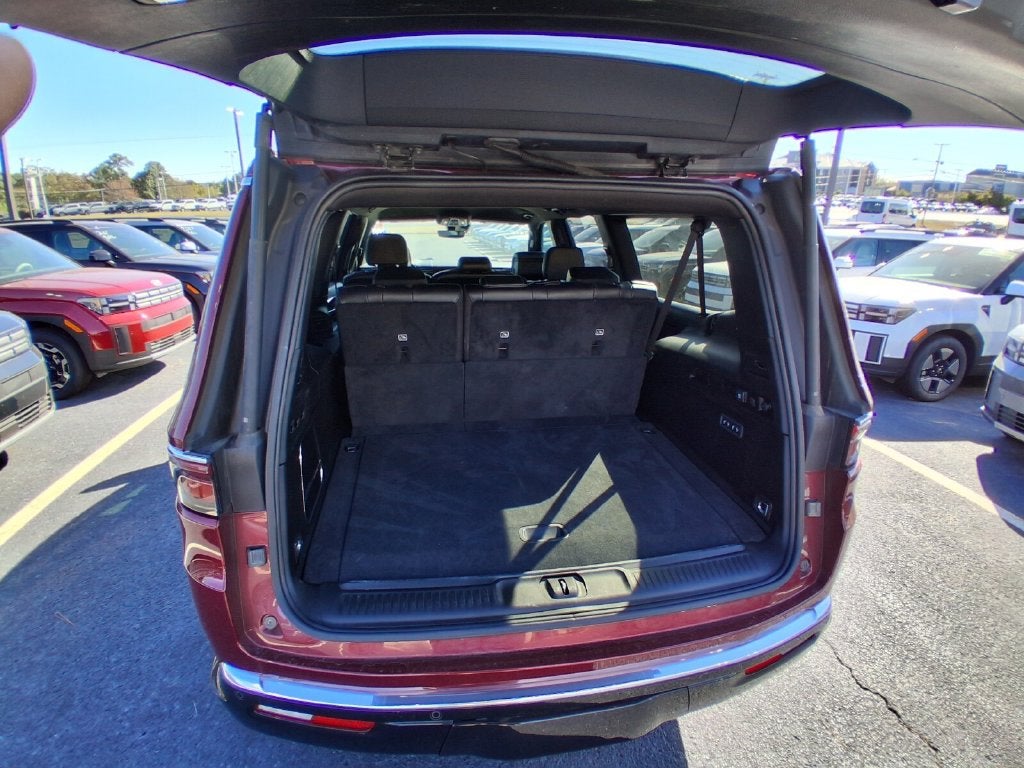 2024 Jeep Wagoneer L Base