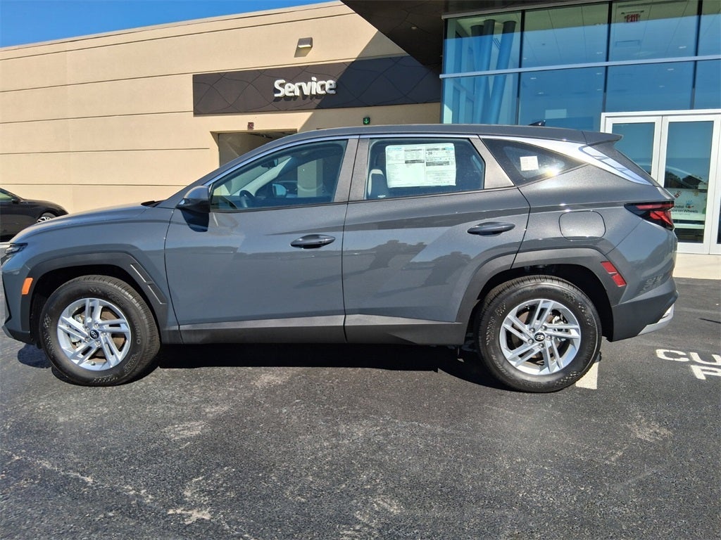 2025 Hyundai Tucson SE