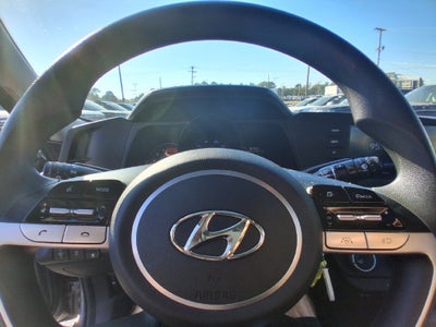 2021 Hyundai Elantra SE